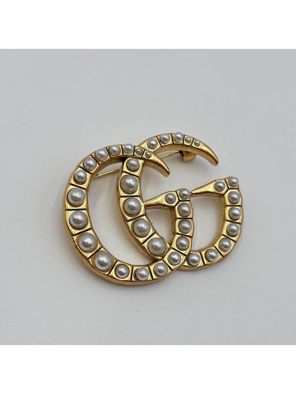 Gucci Interlocking GG Pearl-Embellished Brooch - Picture 4 of 4